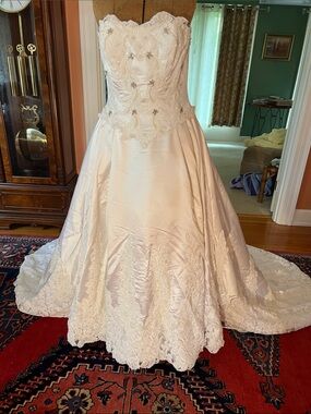 Strapless Ivory Lace-Accented Wedding Dress originally $5,000!
